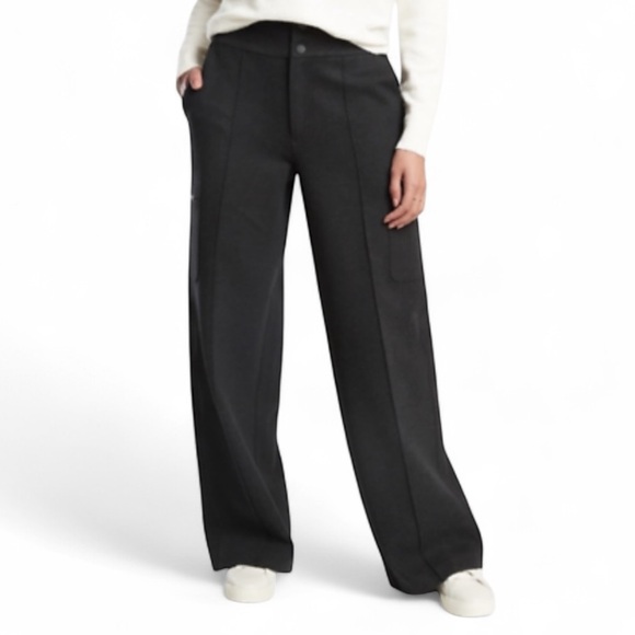 Athleta Pants - Athleta Venice Heathered Cargo Pant Black Gray Inseam 29